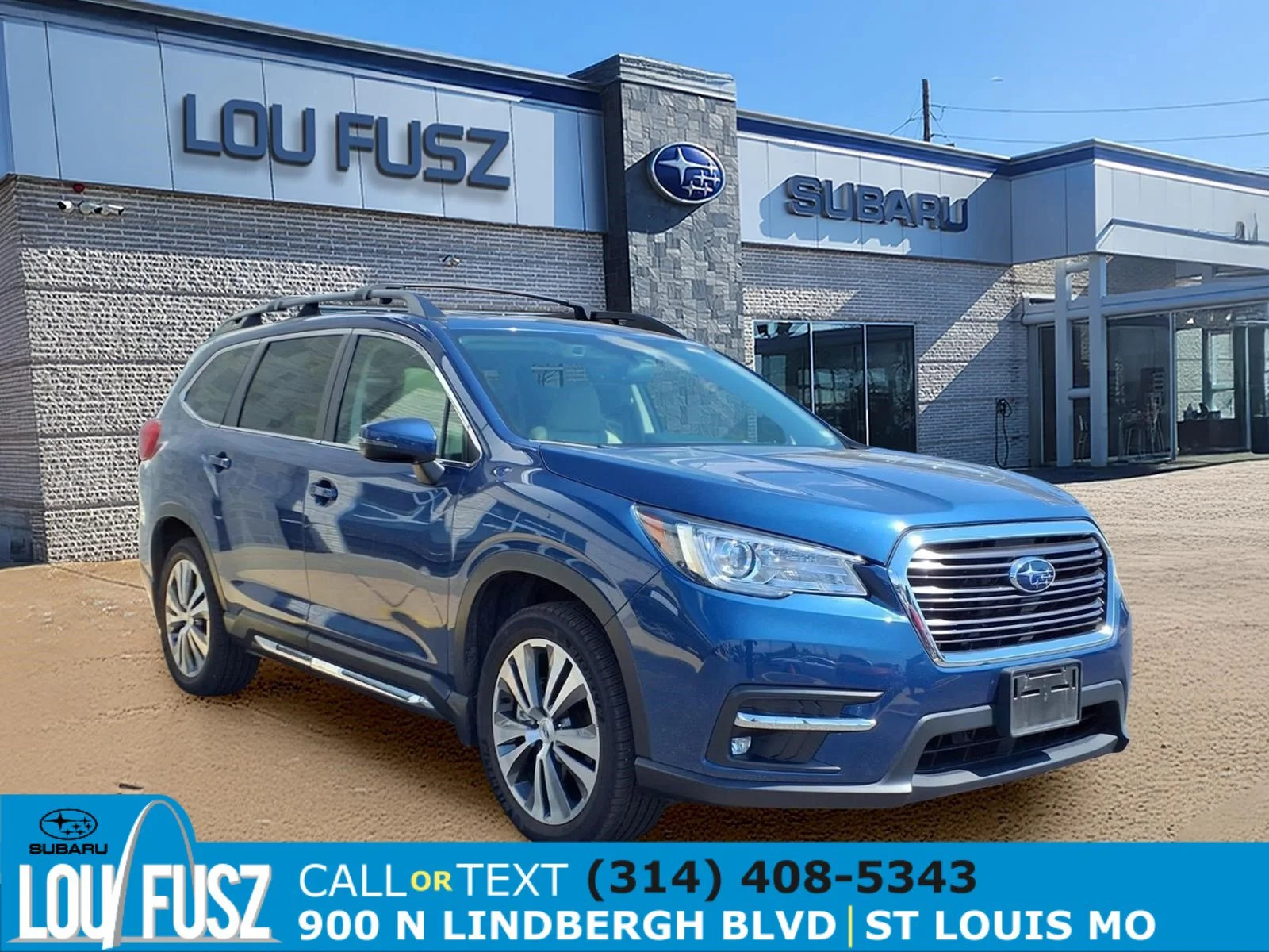 Used 2020 Abyss Blue Pearl Subaru Limited image 1