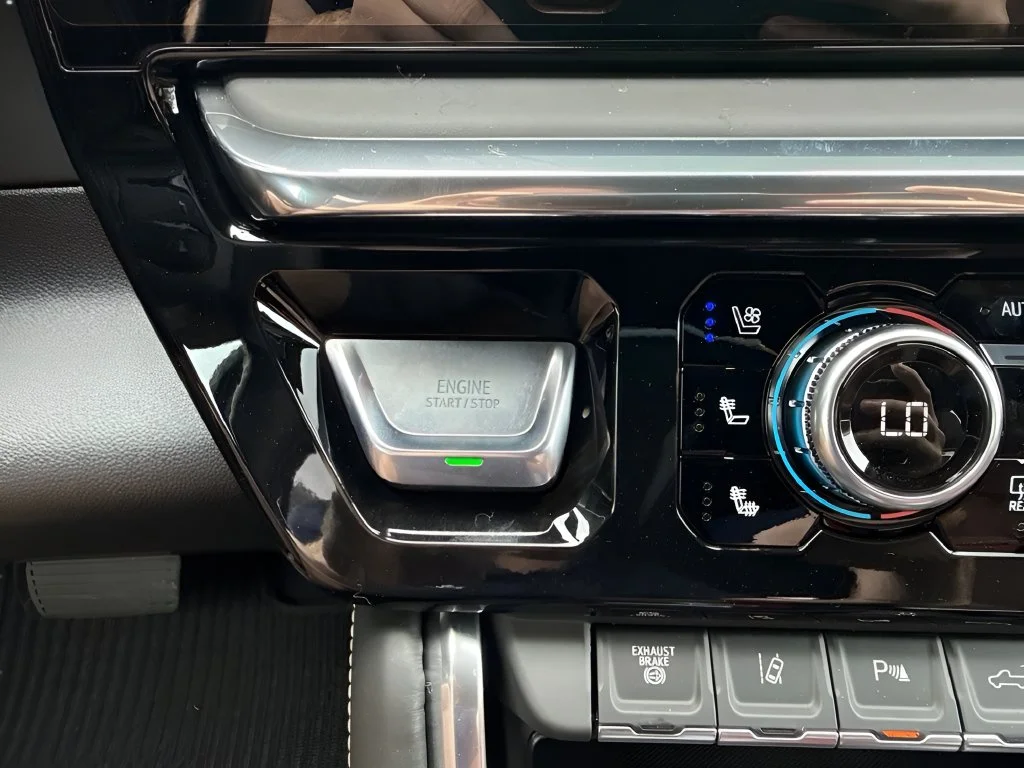 New 2026 White GMC Denali Ultimate image 34