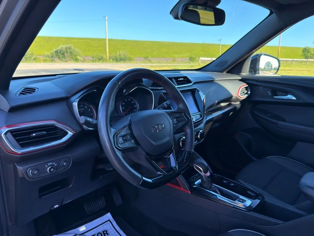 Used 2023 Gray Chevrolet RS image 11