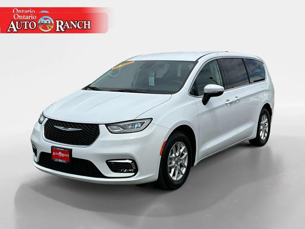 Used 2023 Bright White Clearcoat Chrysler Touring L image 7