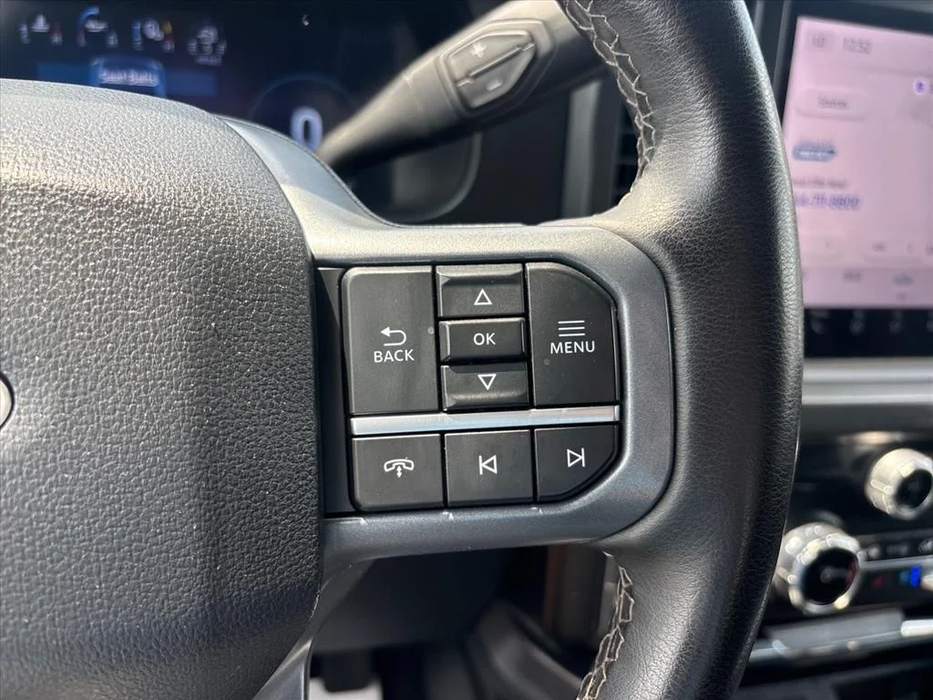 Used 2025 Gray Ford Lariat image 30