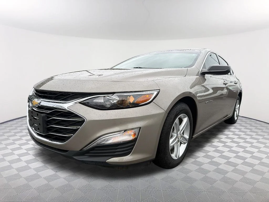Used 2022 Gray Chevrolet LS image 1