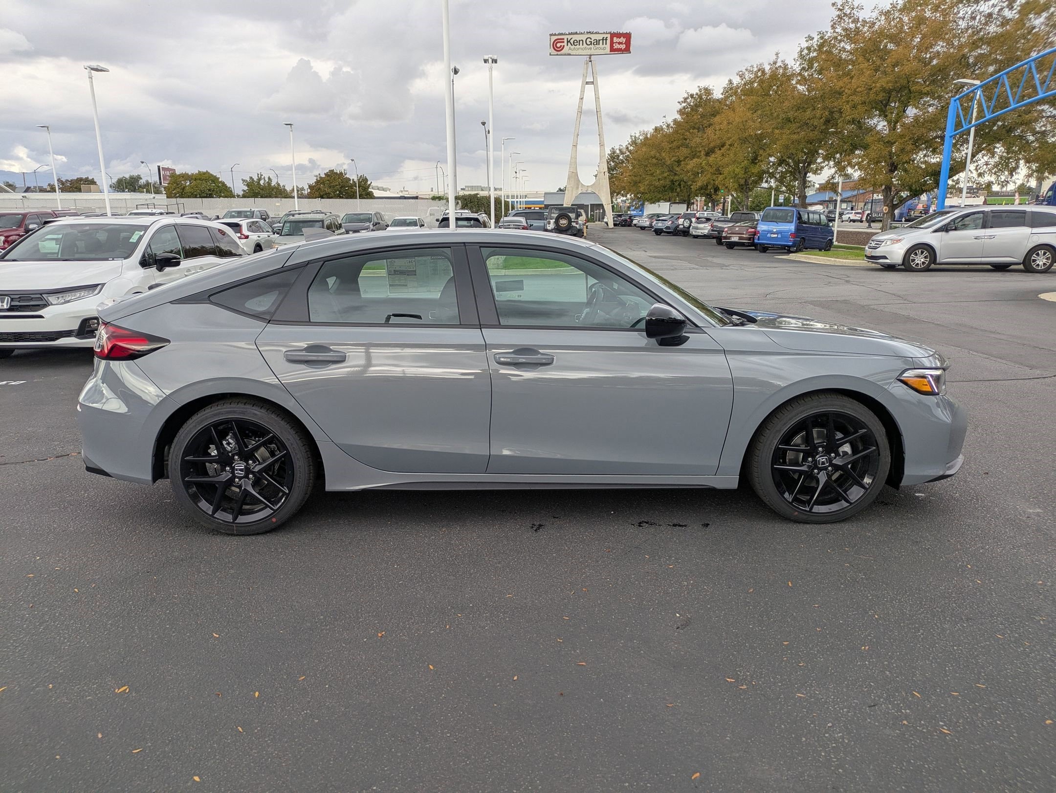 New 2026 Urban Gray Pearl Honda Sport image 2