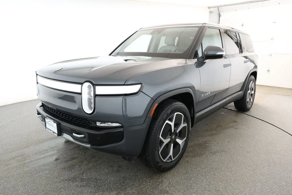2024 Rivian R1S Adventure Dual-Motor Standard Pack's photo
