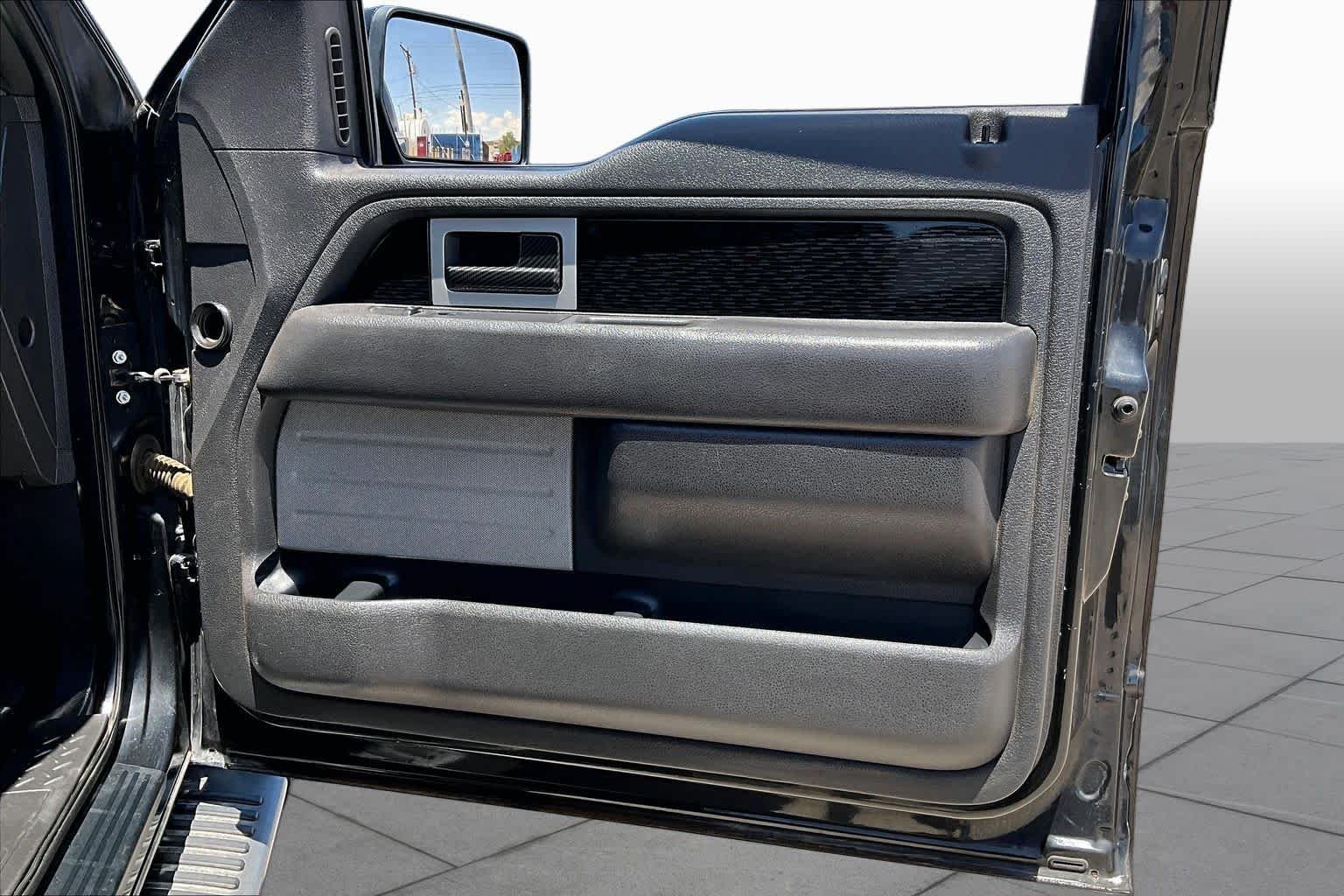 Used 2010 Tuxedo Black Ford XLT image 20