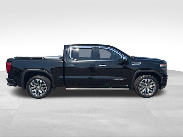 Used 2023 Onyx Black GMC Denali image 9