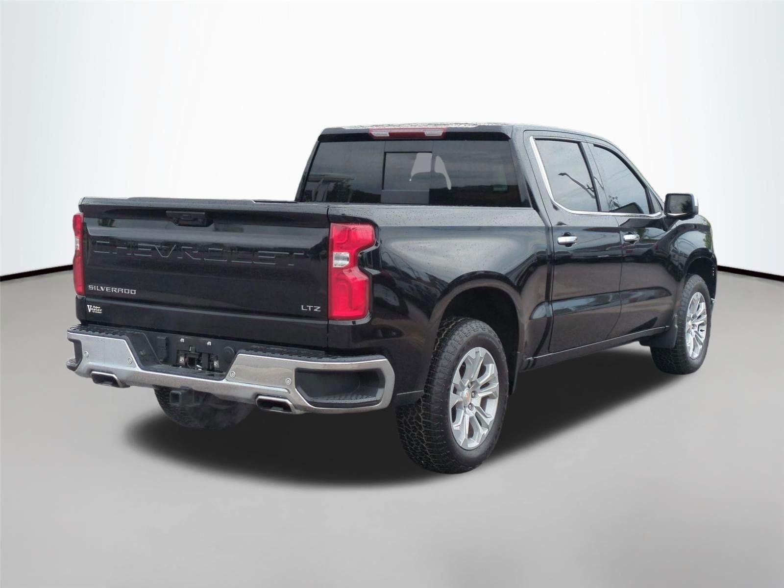 Used 2026 Black Chevrolet LTZ image 5