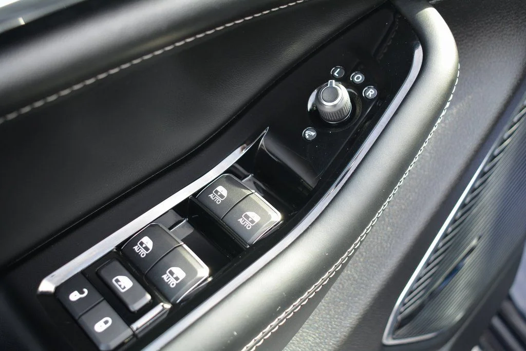 2024 Jeep Grand Cherokee Overland 4xe - Photo 9