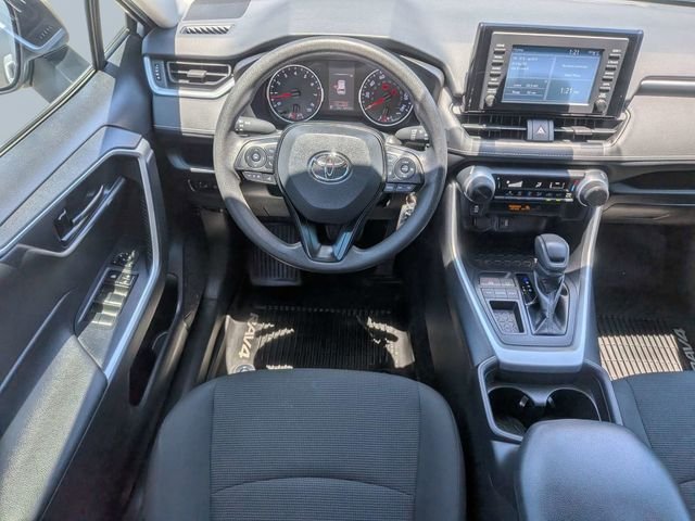 Used 2019 Silver Toyota LE image 18