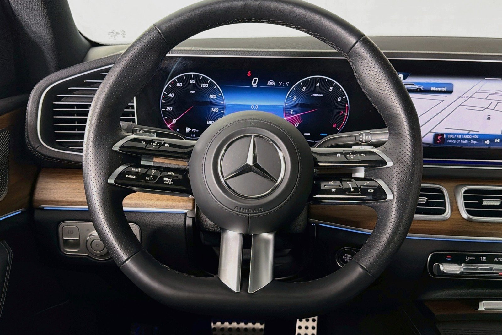 Certified Used 2025 Selenite Grey Metallic Mercedes-Benz 450 image 19