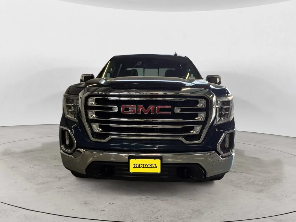 Used 2019 PACIFIC BLUE METALLIC GMC SLT image 2