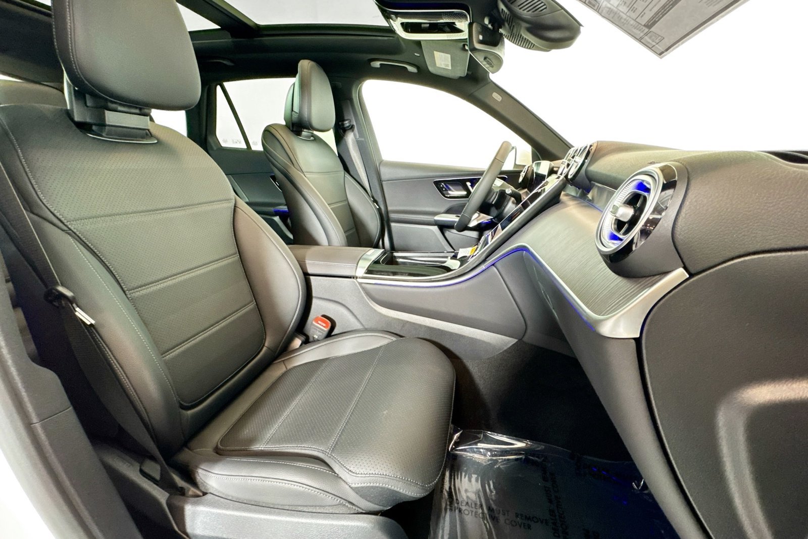 New 2026 Polar White Mercedes-Benz GLC 300 image 26