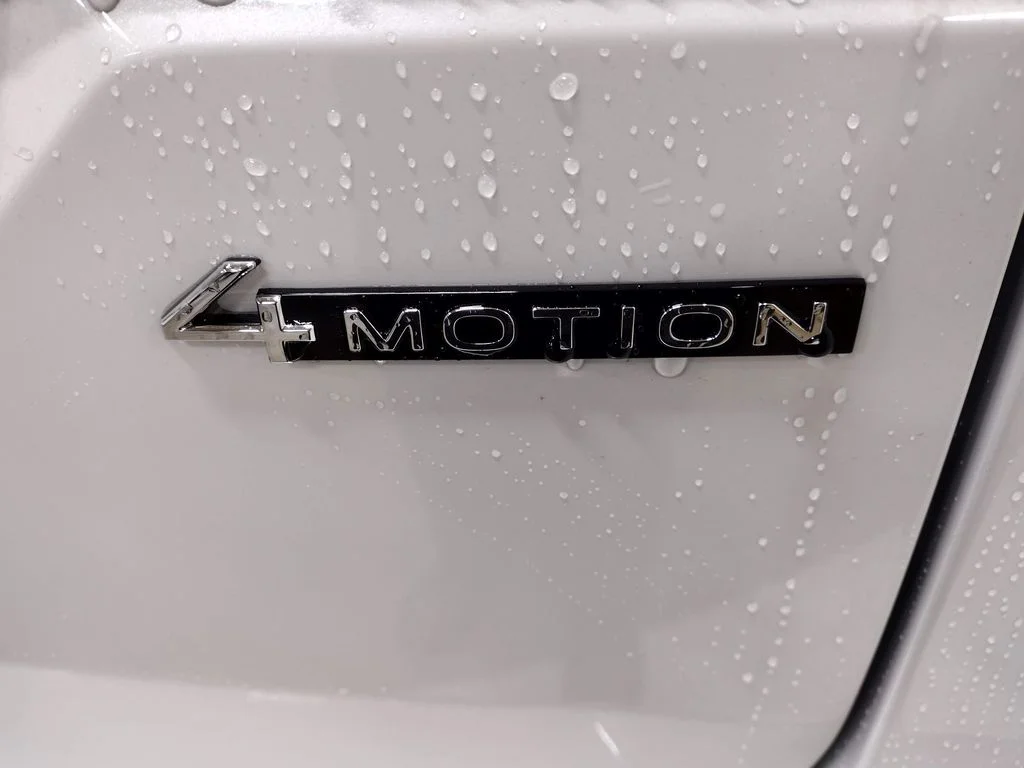 New 2026 White Volkswagen SE w/Technology image 13