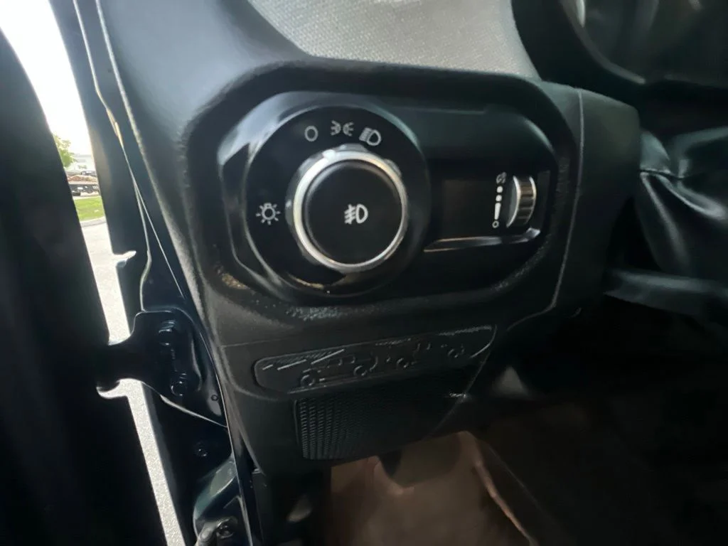 Certified Used 2025 Blue Jeep Sport image 31