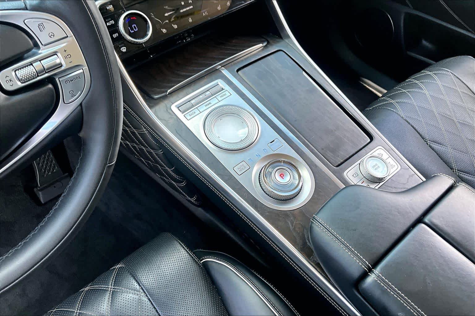 Used 2021 Vik Black Genesis  image 17