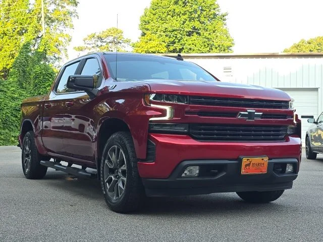 Used 2021 Red Chevrolet RST image 8