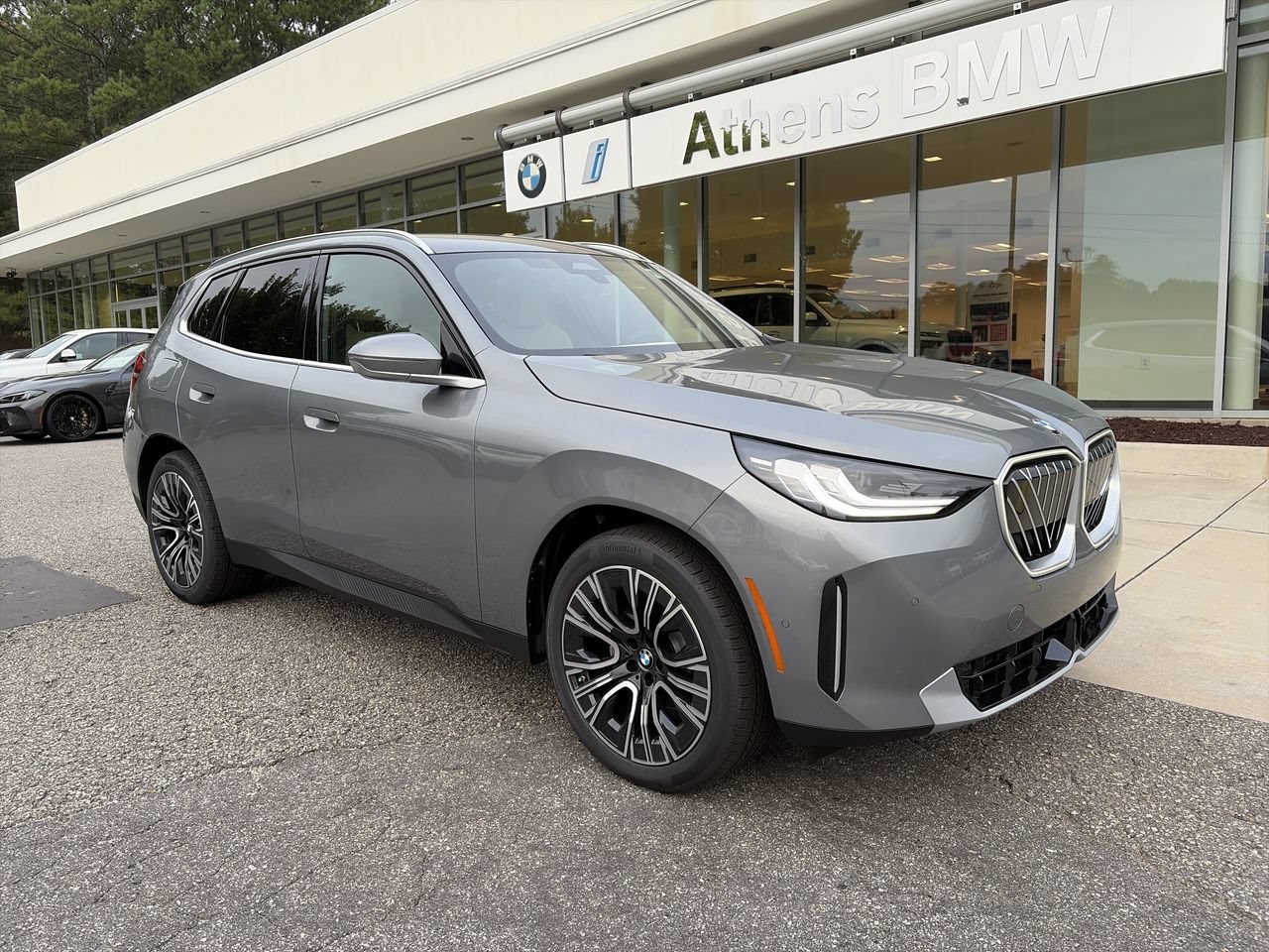 New 2026 Skyscraper Grey Metallic BMW 30 xDrive image 2