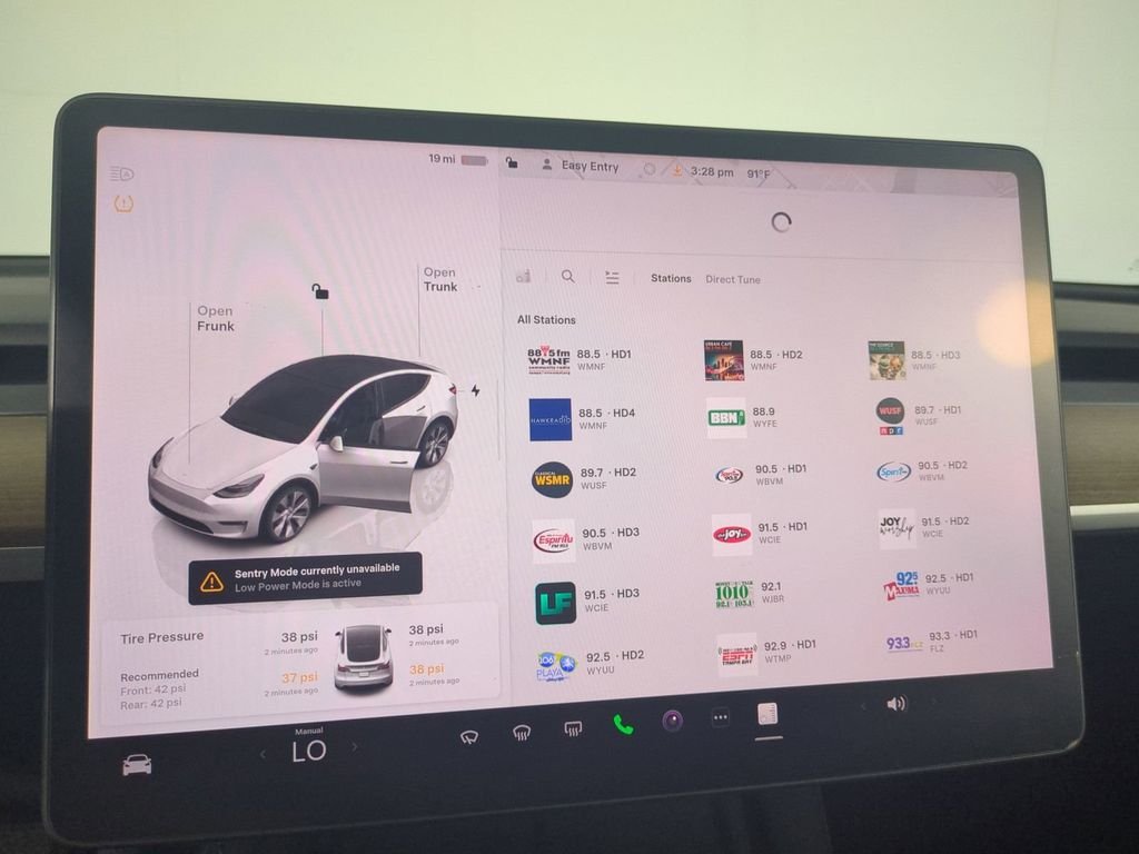 2023 Tesla Model Y Long Range - Photo 21