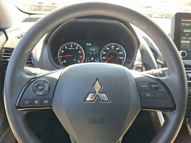 Used 2024 Gray Mitsubishi Black Edition image 19