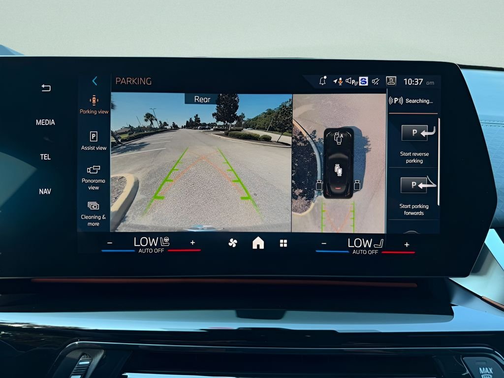 New 2026 Black Sapphire Metallic BMW xDrive28i image 16