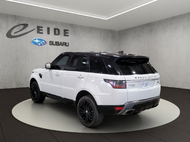 Used 2019 Fuji White Land Rover HSE image 12