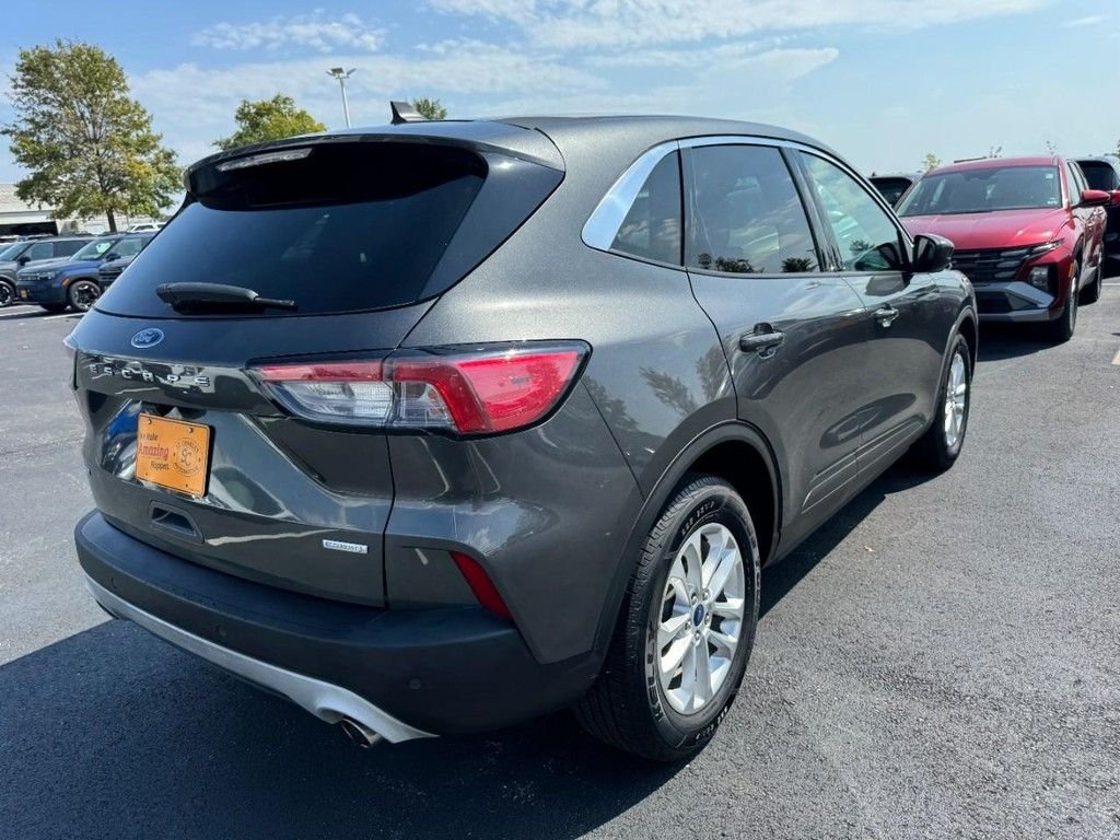 Used 2020 Gray Ford SE image 3