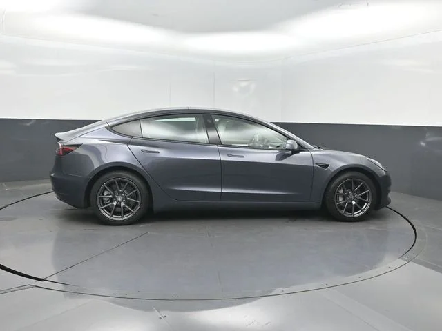 Used 2022 Black Tesla Base image 25