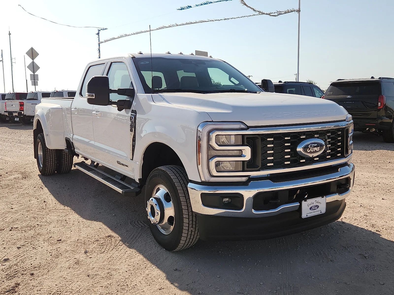 New 2026 Oxford White Ford Lariat image 1