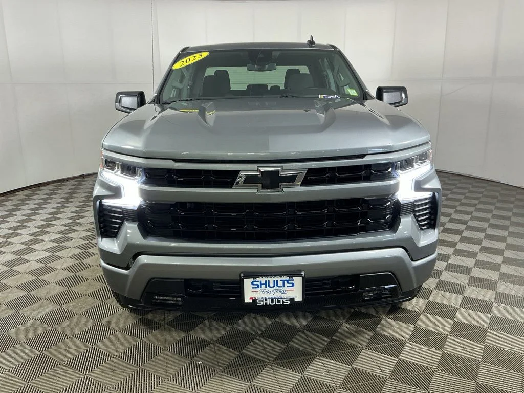 Used 2023 Gray Chevrolet RST image 3
