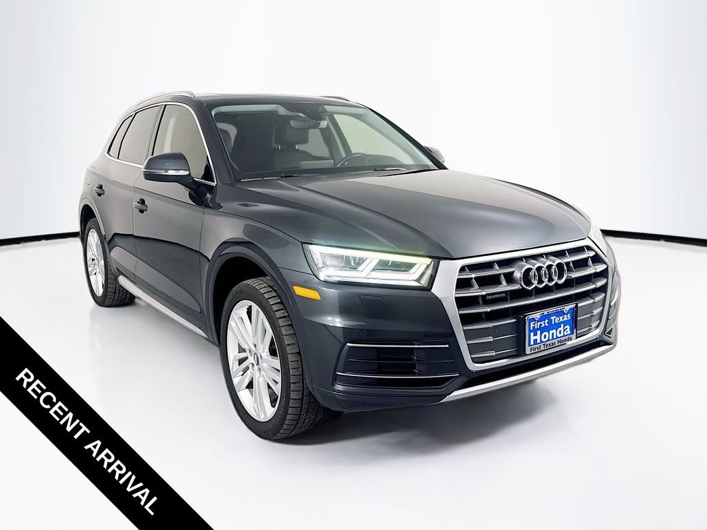 2018 Audi Q5 2.0T quattro S tronic Premium Plus's photo