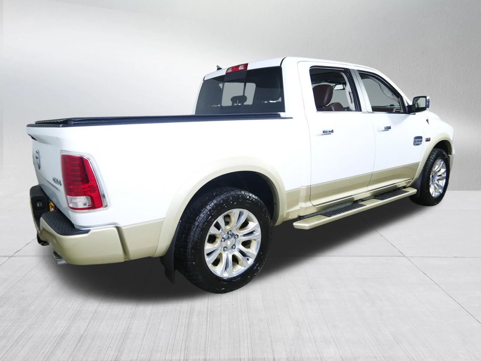 Used 2016 Bright White Clearcoat Ram Longhorn image 7