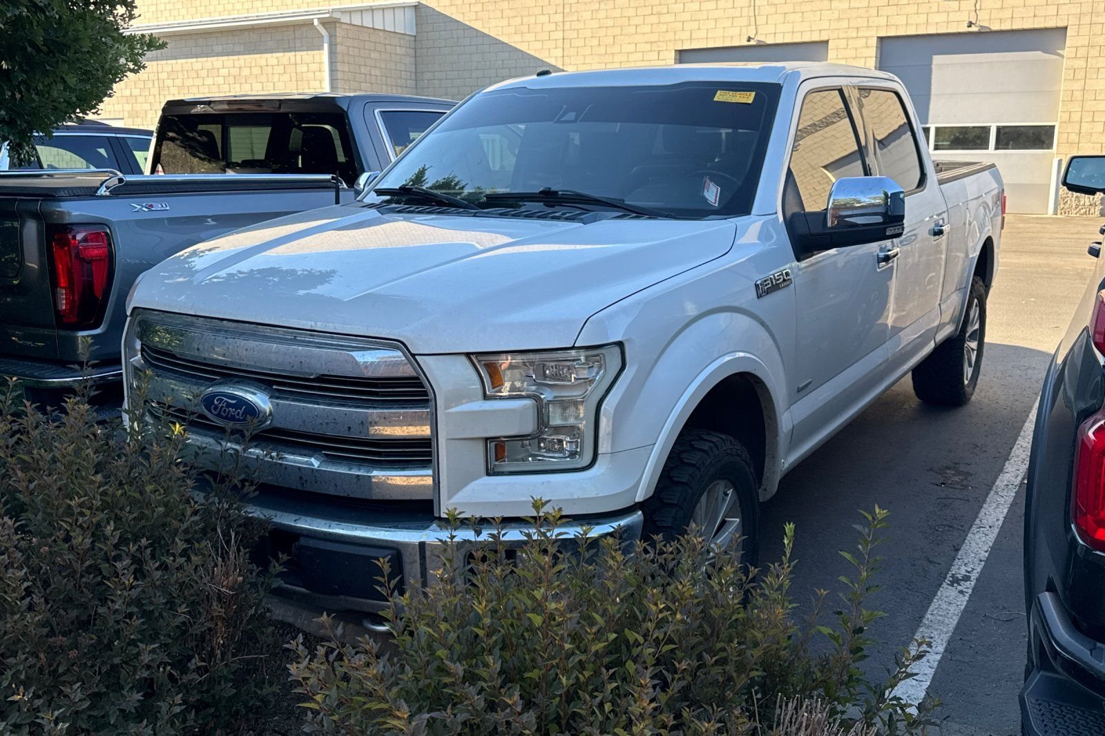 Used 2016 White Ford Lariat image 2