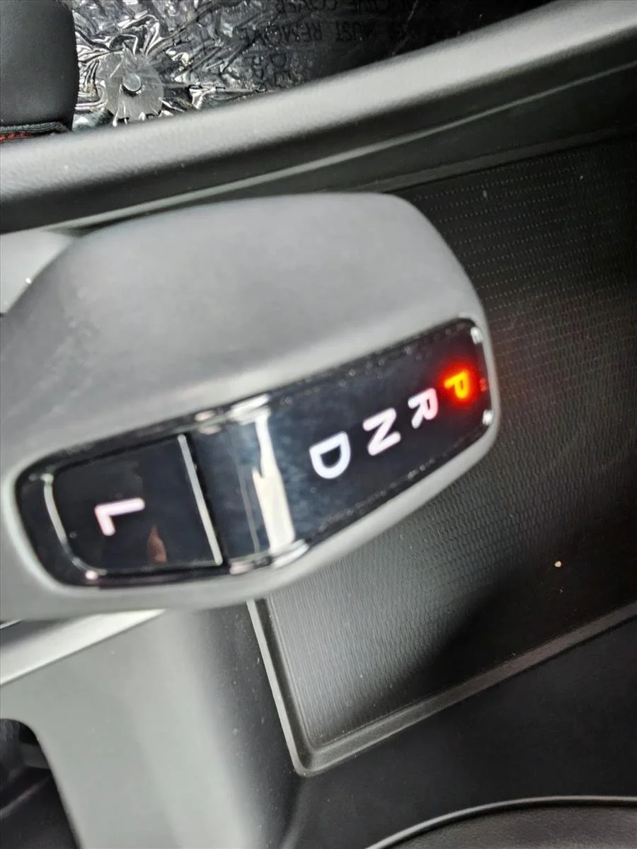 New 2026 Diamond Black Crystal Pearlcoat Dodge Scat Pack image 16