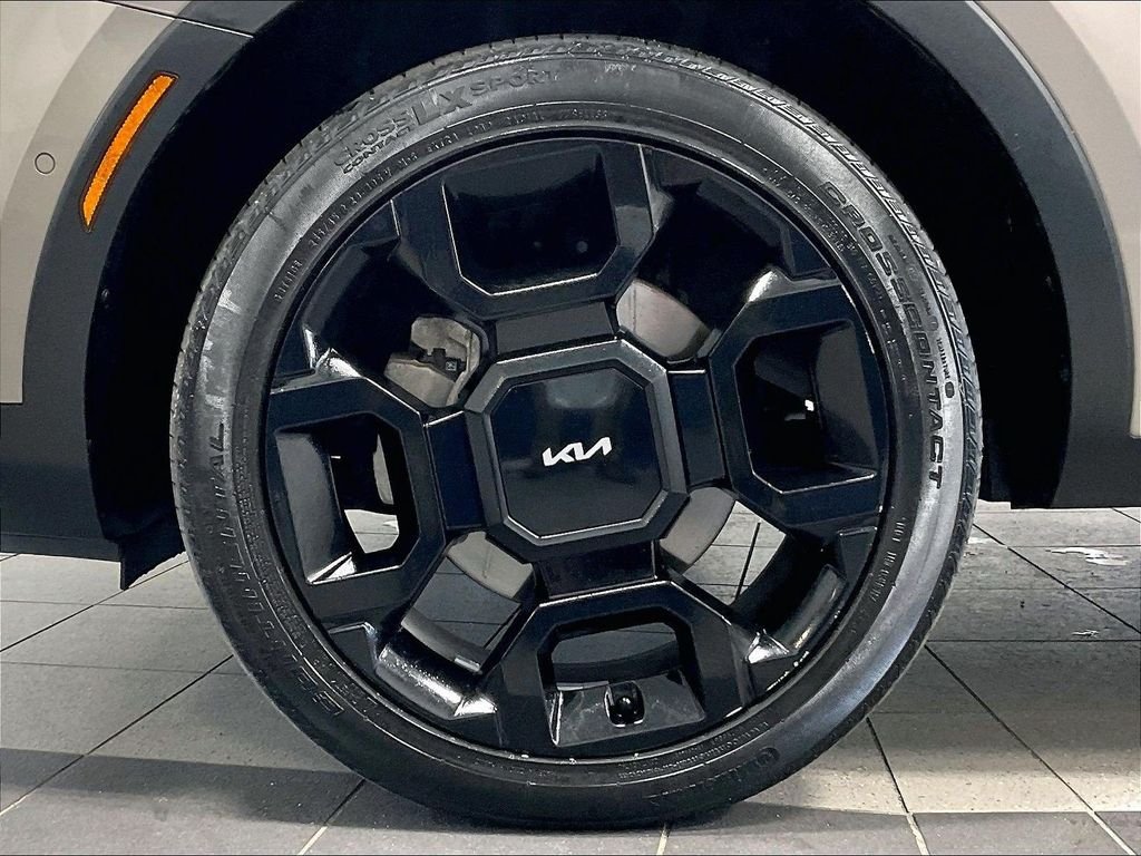 Used 2024 Brown Kia X-Line SX Prestige image 7