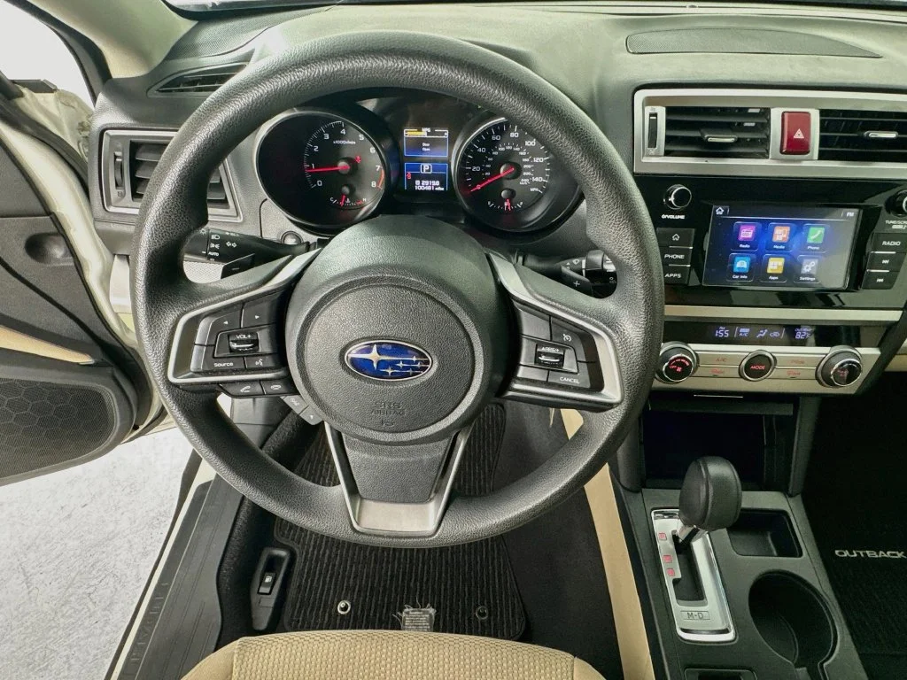 Used 2018 Crystal White Pearl Subaru 2.5i image 13
