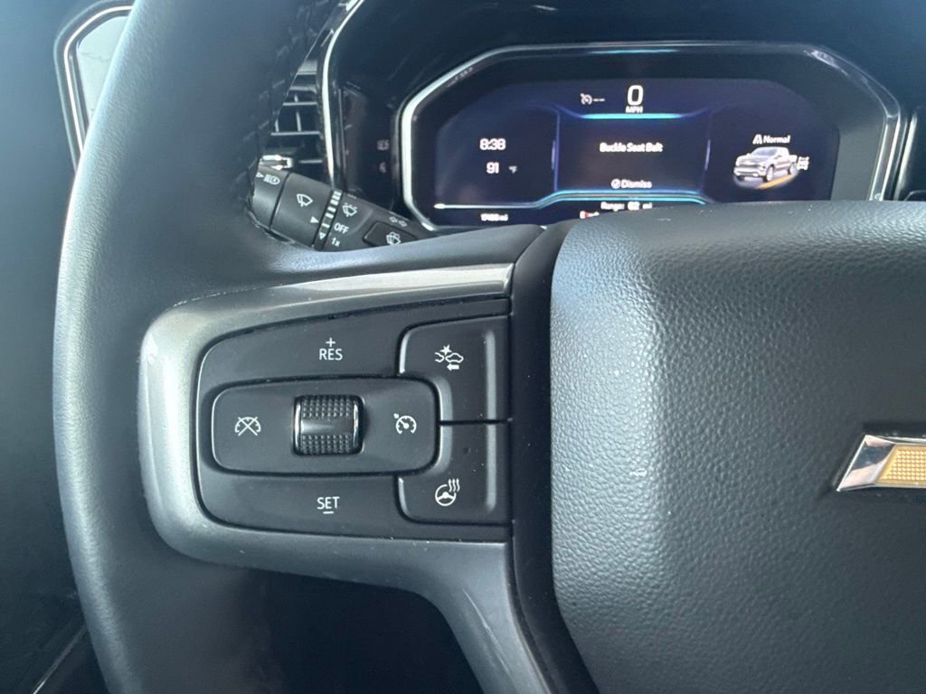 Used 2024 Gray Chevrolet LT image 27