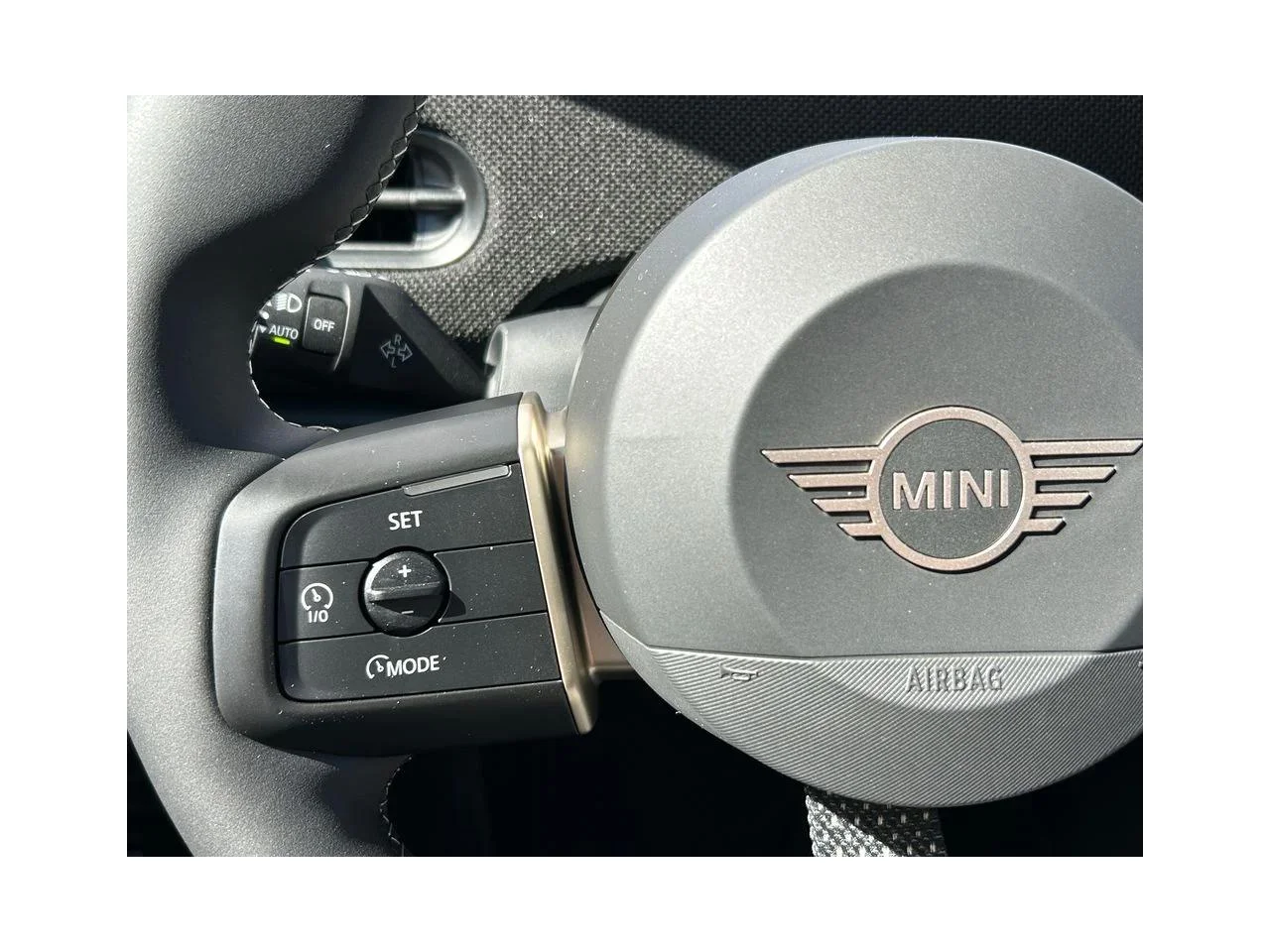 New 2026 British Racing Green IV Met MINI ICONIC image 19