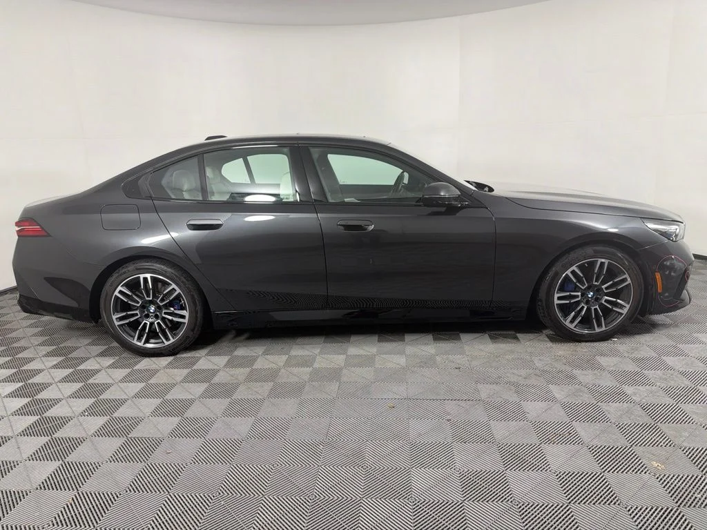 Certified Used 2024 Dark Graphite Metallic BMW 540i xDrive image 4