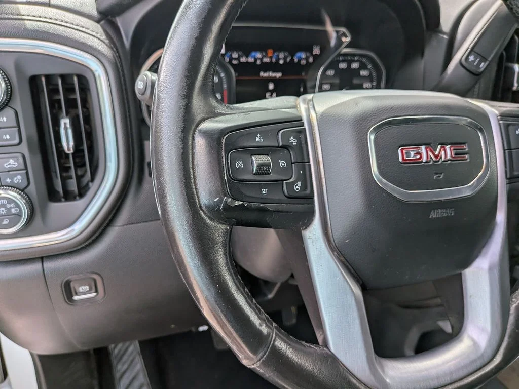 Used 2021 White GMC SLT image 15