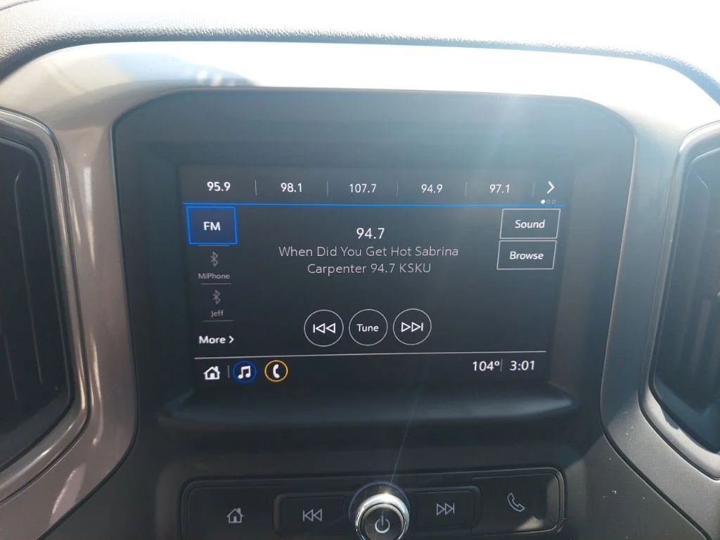 Used 2022 Blue Chevrolet WT image 23