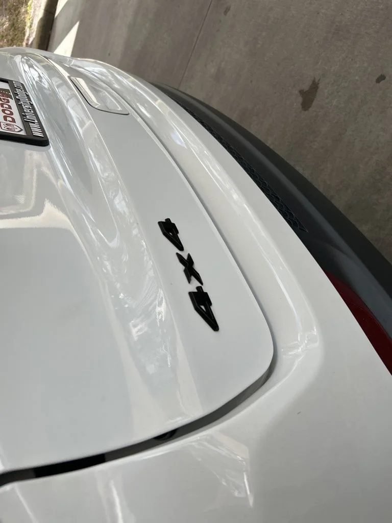 Used 2023 White Jeep Altitude image 17