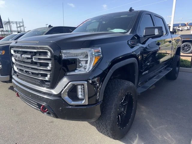 2021 GMC Sierra AT4 4WD Crew Cab Short Box's photo