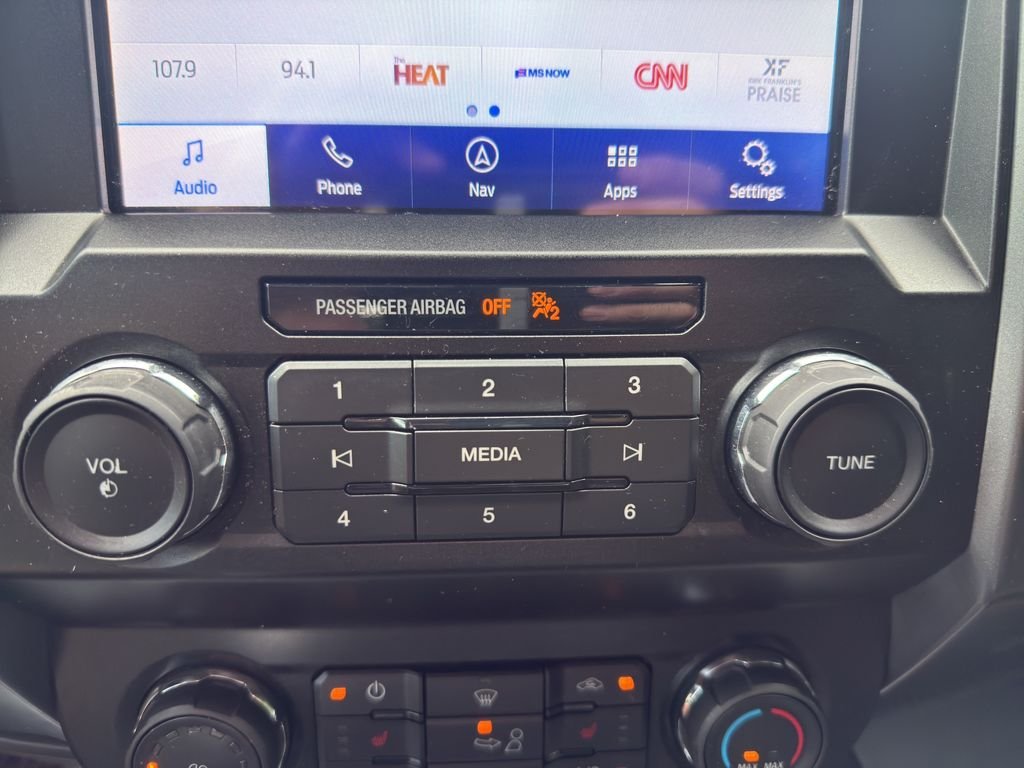 Used 2020 Iconic Silver Metallic Ford XLT image 27