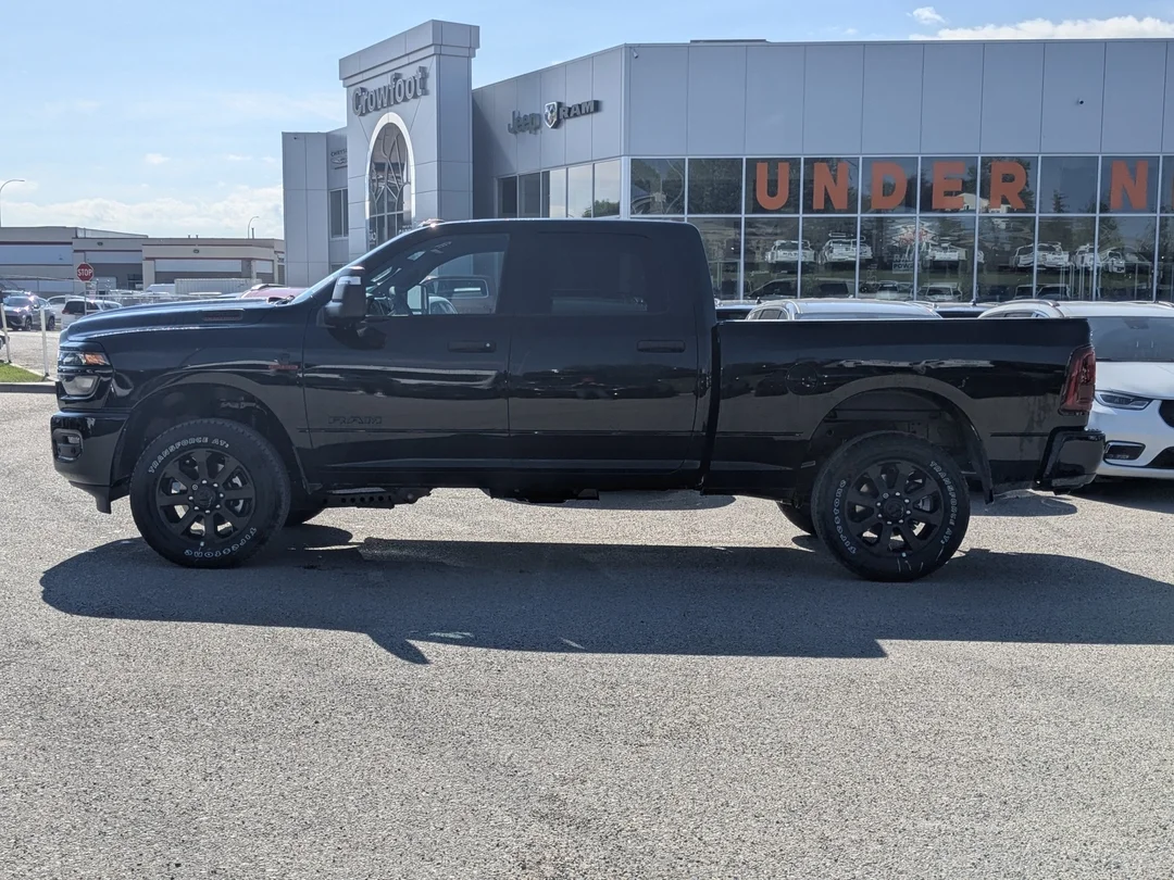 New 2026 Black RAM Rebel - - 6.7L HO Diesel - Level 1 Pkg w/ Vent Seats - 5th Wheel/Gooseneck Prep & More! image 5