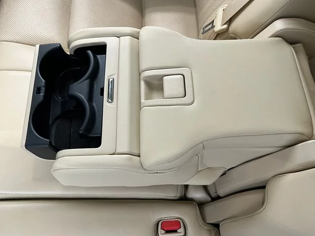 Used 2016 Satin Cashmere Metallic Lexus 350 image 39