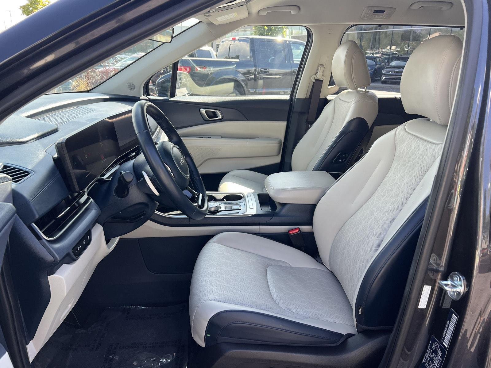 2026 Kia Carnival EX - Photo 31