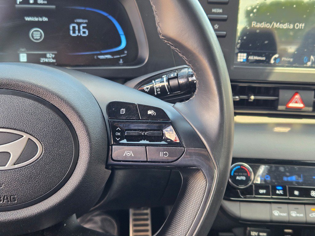 2025 Hyundai Elantra SEL - Photo 29