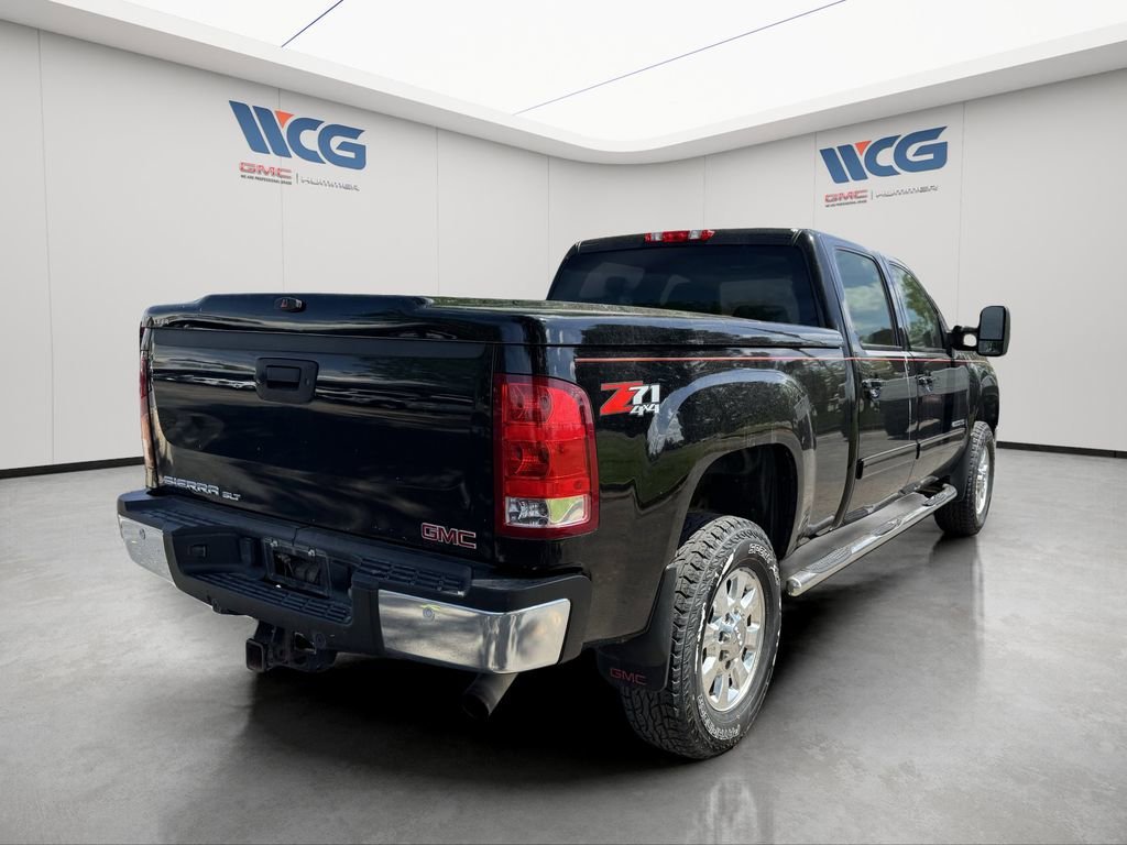 Used 2011 ONYX BLACK GMC SLT image 4