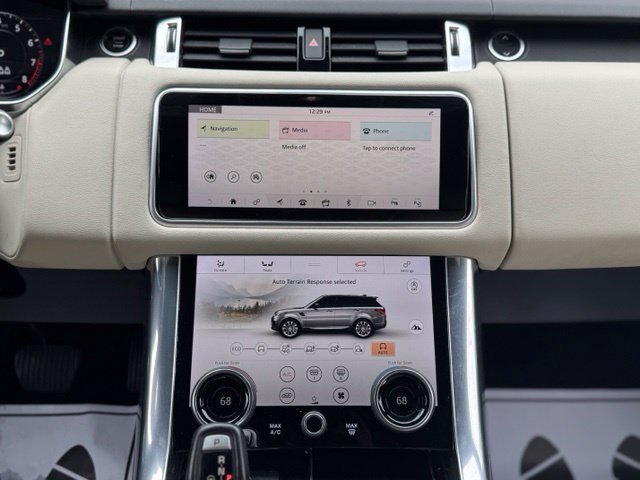 Used 2018 Yulong White Metallic Land Rover HSE image 26