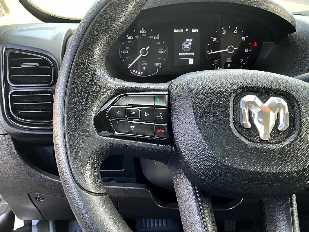 Used 2025 White Ram Base image 11